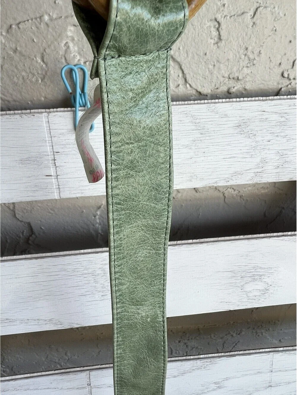 Ellen Tracy Green Italian Leather Bamboo Belt S/M 37”X1.5”